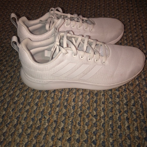 Shoes - Adidas cloudfoam
